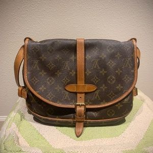 Louis Vuitton Monogram Saumur 30